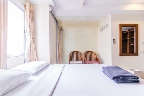 Hotel 18 Coins Hostel And Restaurant