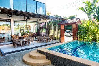 Hotel Miracle House