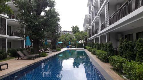 Apartamentos The Title Beach Front