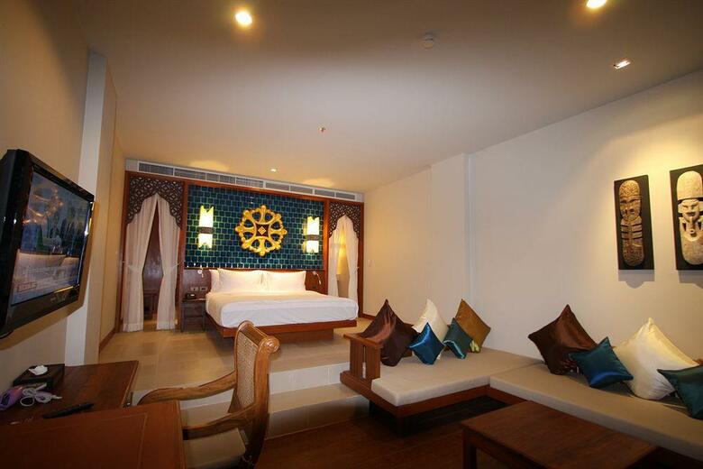 Hotel Rawai Palm Beach Resort