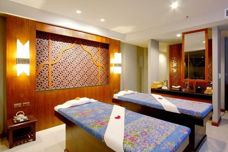 Hotel Rawai Palm Beach Resort
