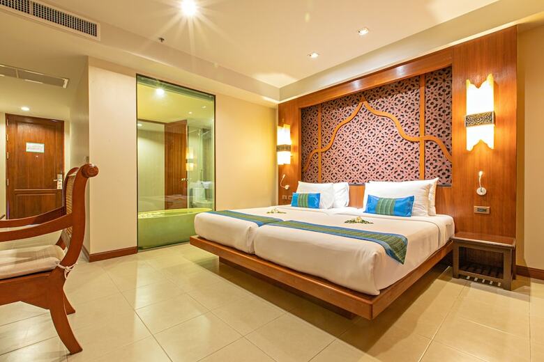 Hotel Rawai Palm Beach Resort