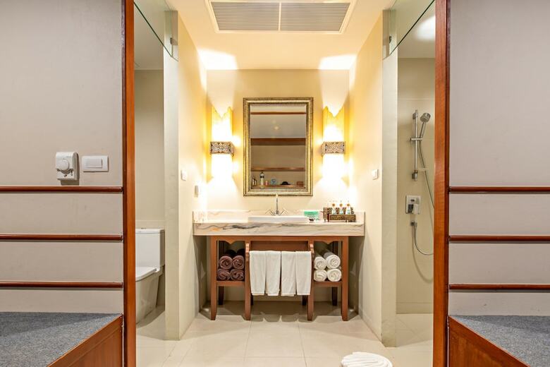 Hotel Rawai Palm Beach Resort