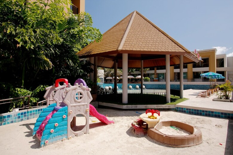 Hotel Rawai Palm Beach Resort