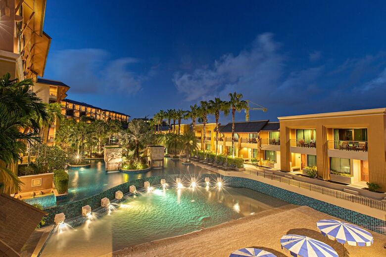 Hotel Rawai Palm Beach Resort