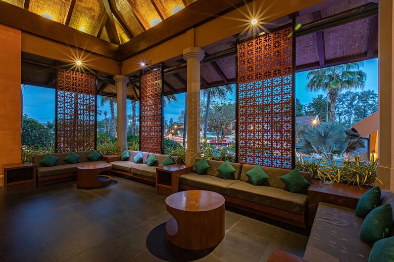 Hotel Rawai Palm Beach Resort