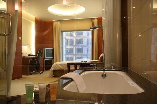 Ningbo Portman Plaza Hotel