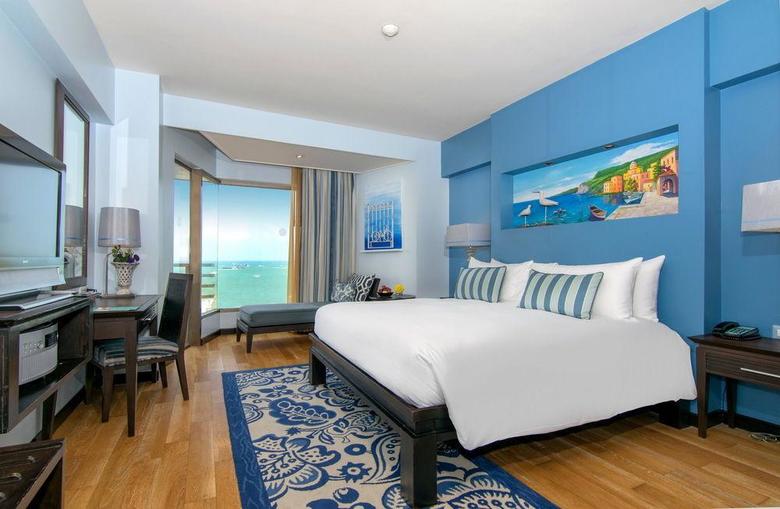 Hotel The Bayview Pattaya