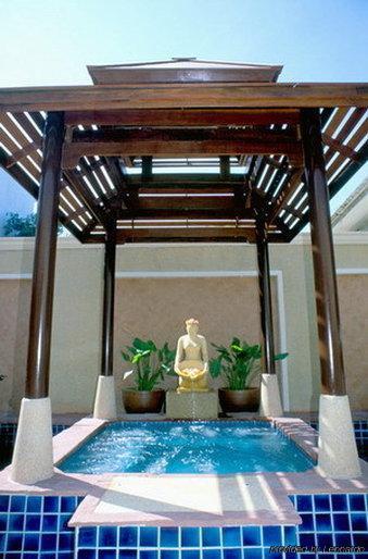 Hotel The Bayview Pattaya