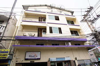 Hotel Studio Central Pattaya By Icheck Inn