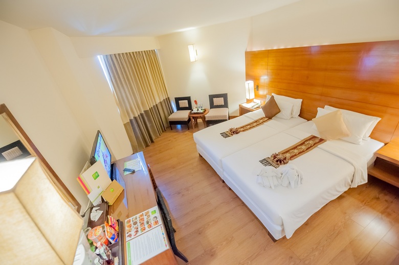 Hotel The Seasons Pattaya