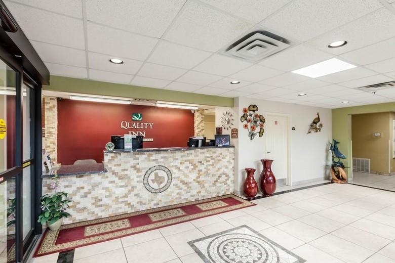 Hotel Quality Inn Near Seaworld