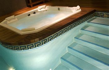 Boutique Zen Suite Hotel & Spa