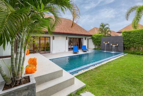 Villa Ilahi By Tropiclook
