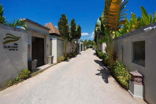 Villa Iorangi By Tropiclook: Suksan Style Rawai Beach