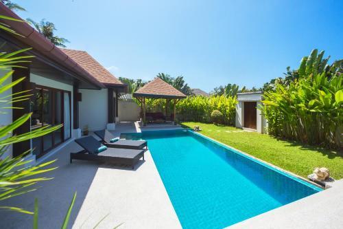 Villa Iorangi By Tropiclook: Suksan Style Rawai Beach