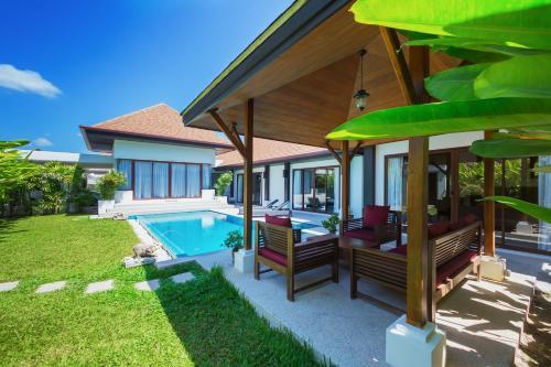 Villa Iorangi By Tropiclook: Suksan Style Rawai Beach