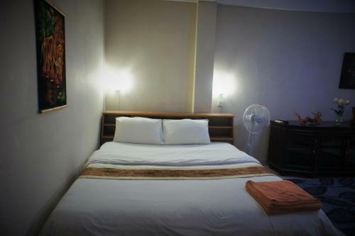 Albergue River Hotel