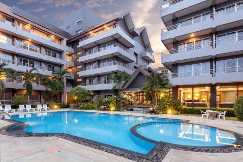 Hotel The Holiday Resort