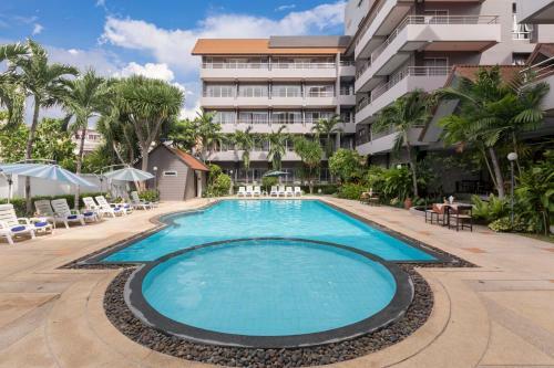 Hotel The Holiday Resort