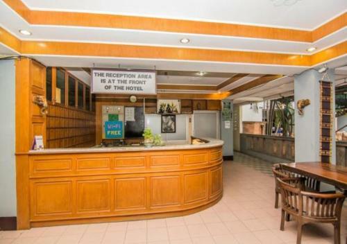 Posada Sutus Court 3