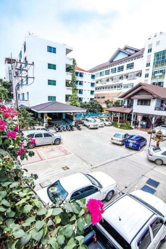 Hotel Sutus Court 4
