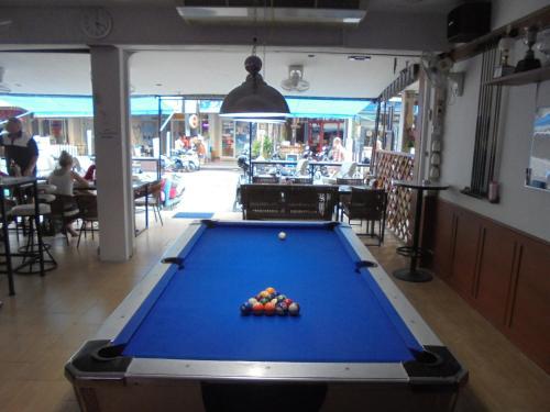 Hostal Valentines Guest House
