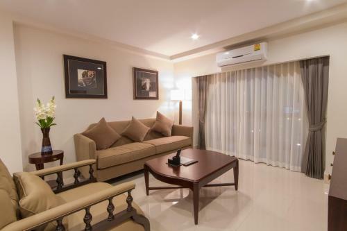 S.n. Plus Hotel