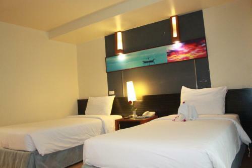 Sunshine Hotel & Residences
