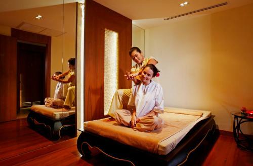 Centara Nova Hotel And Spa Pattaya