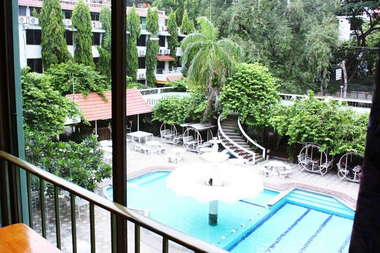 Aparthotel Seashore Pattaya Resort