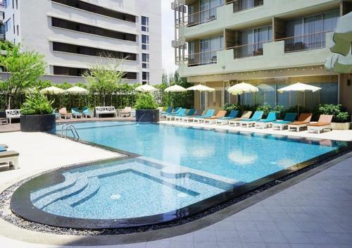 Long Beach Cha-am Hotel