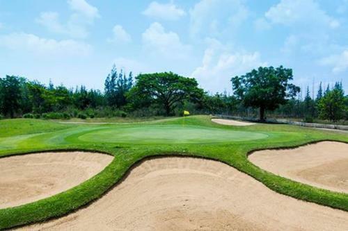 The Imperial Lake View Hotel And Golf Club