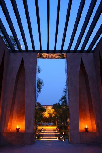 Hotel Dusit Thani Hua Hin - Sha Plus