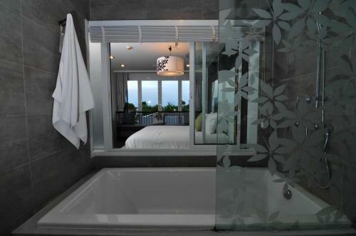 Hotel Cher Resort