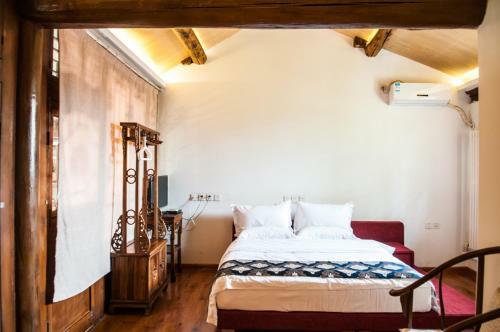 Hotel Fly By Knight Pingyao Courtyard