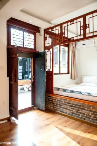Hotel Fly By Knight Pingyao Courtyard