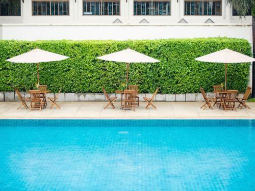 Hotel Maneechan Resort