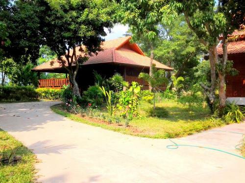 Hotel Siam Tara Resort