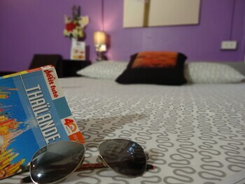 Hostal The Beach Cha Am Guest House