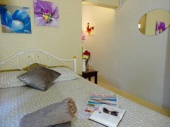 Hostal The Beach Cha Am Guest House