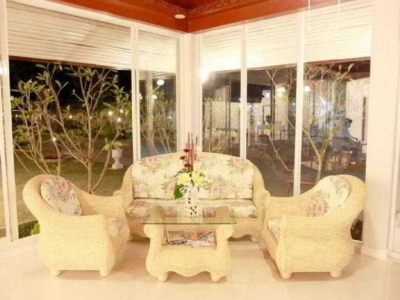 Hotel Amarin Resort