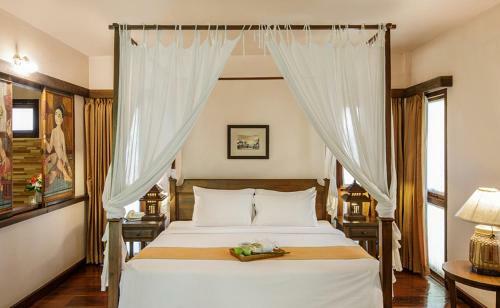 Hotel Phowadol Resort And Spa
