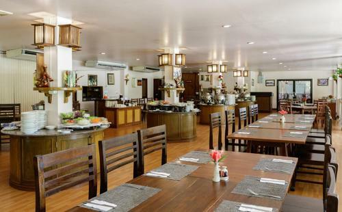 Hotel Phowadol Resort And Spa