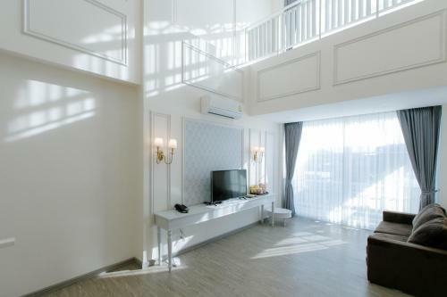 De Hug Hotel & Residence