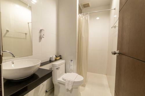 Hotel The Rama Residence
