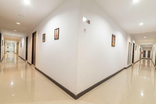 Hotel The Rama Residence