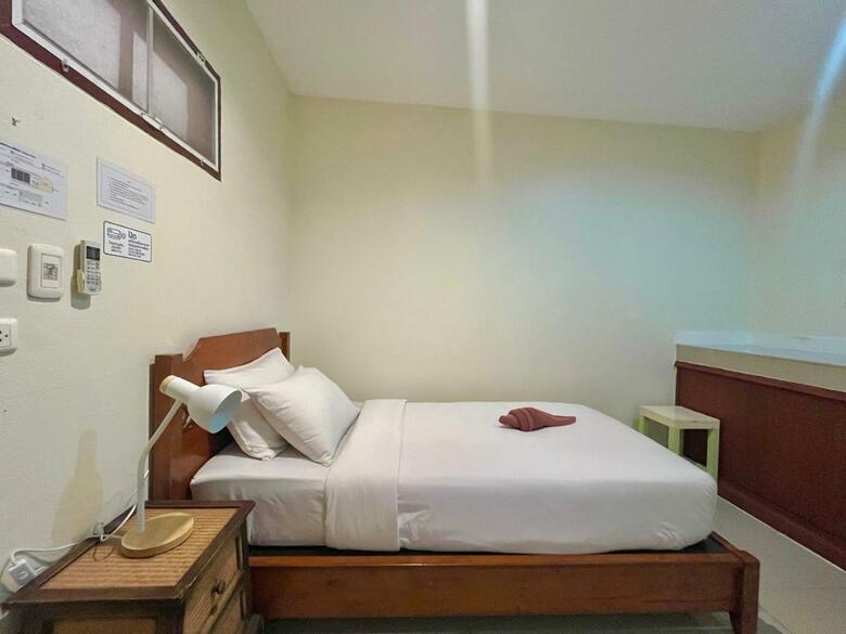 Hostal Baanbaramee Guesthouse