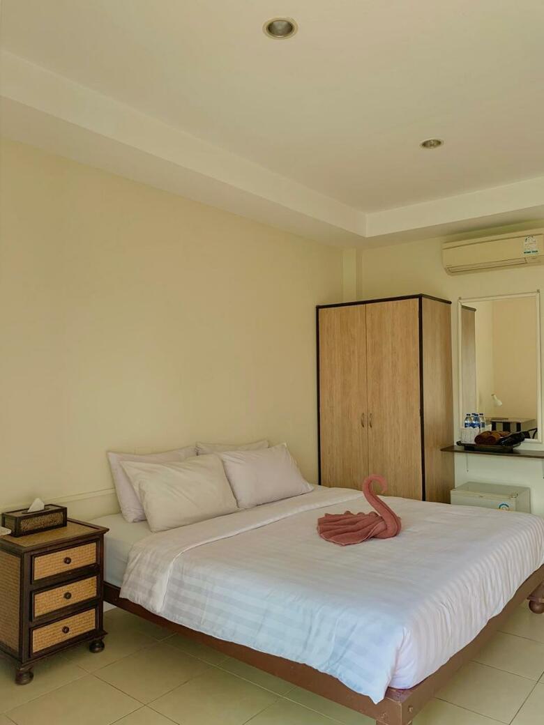 Hostal Baanbaramee Guesthouse