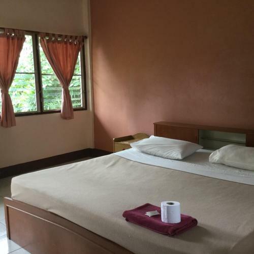 Hotel Baan Bua Guest House